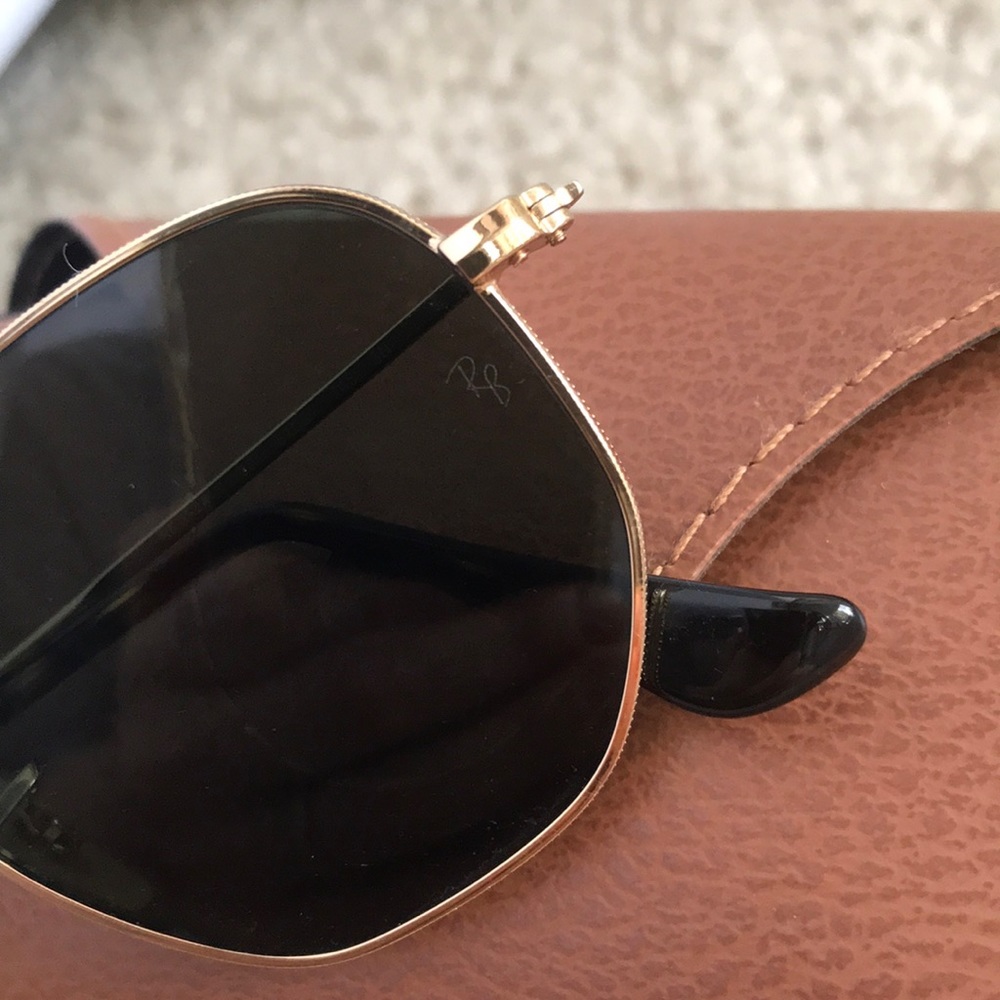 Ray Ban Sunglasses - Picture 7 of 8